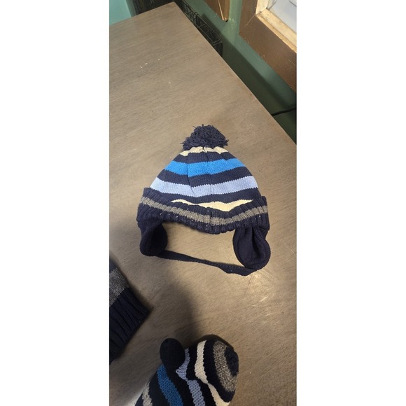 Children's Place Matching Sweater, Hat And Mittens Set Size 4t - Picture 7 of 10